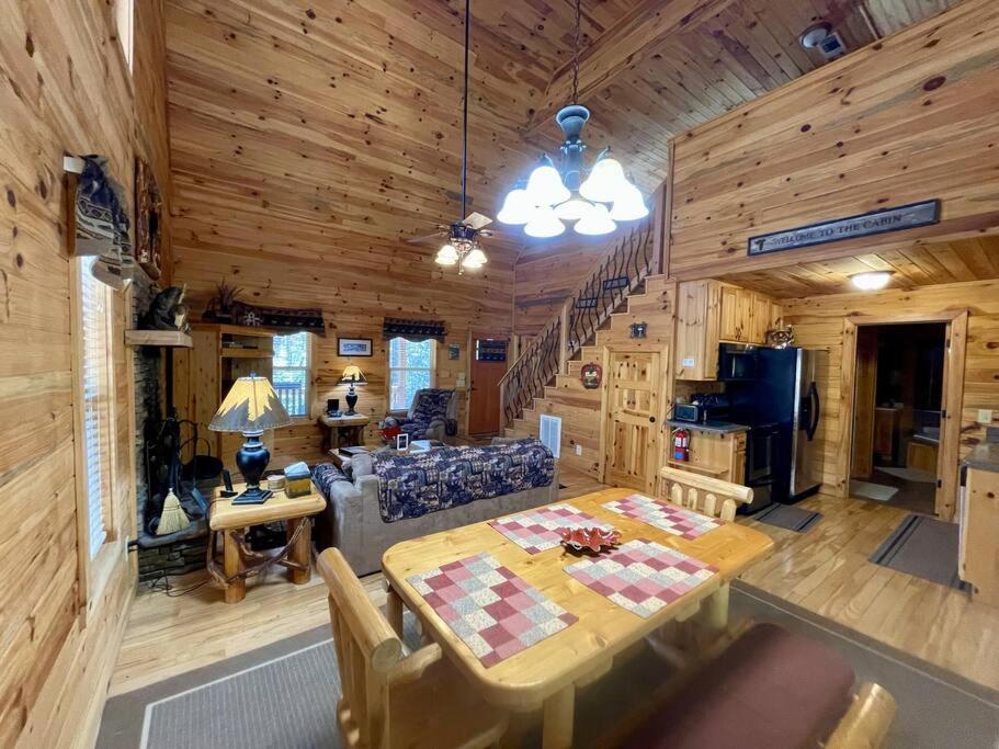 2 Bed Cabin Hot Tub Close To Helen #16 Exterior photo
