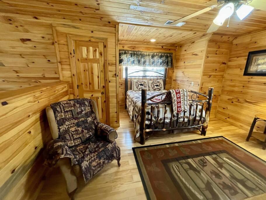2 Bed Cabin Hot Tub Close To Helen #16 Exterior photo
